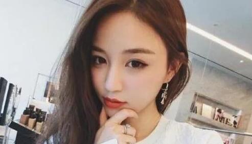 让女生能够接受的肢体接触技巧 让你们的感情持续升温